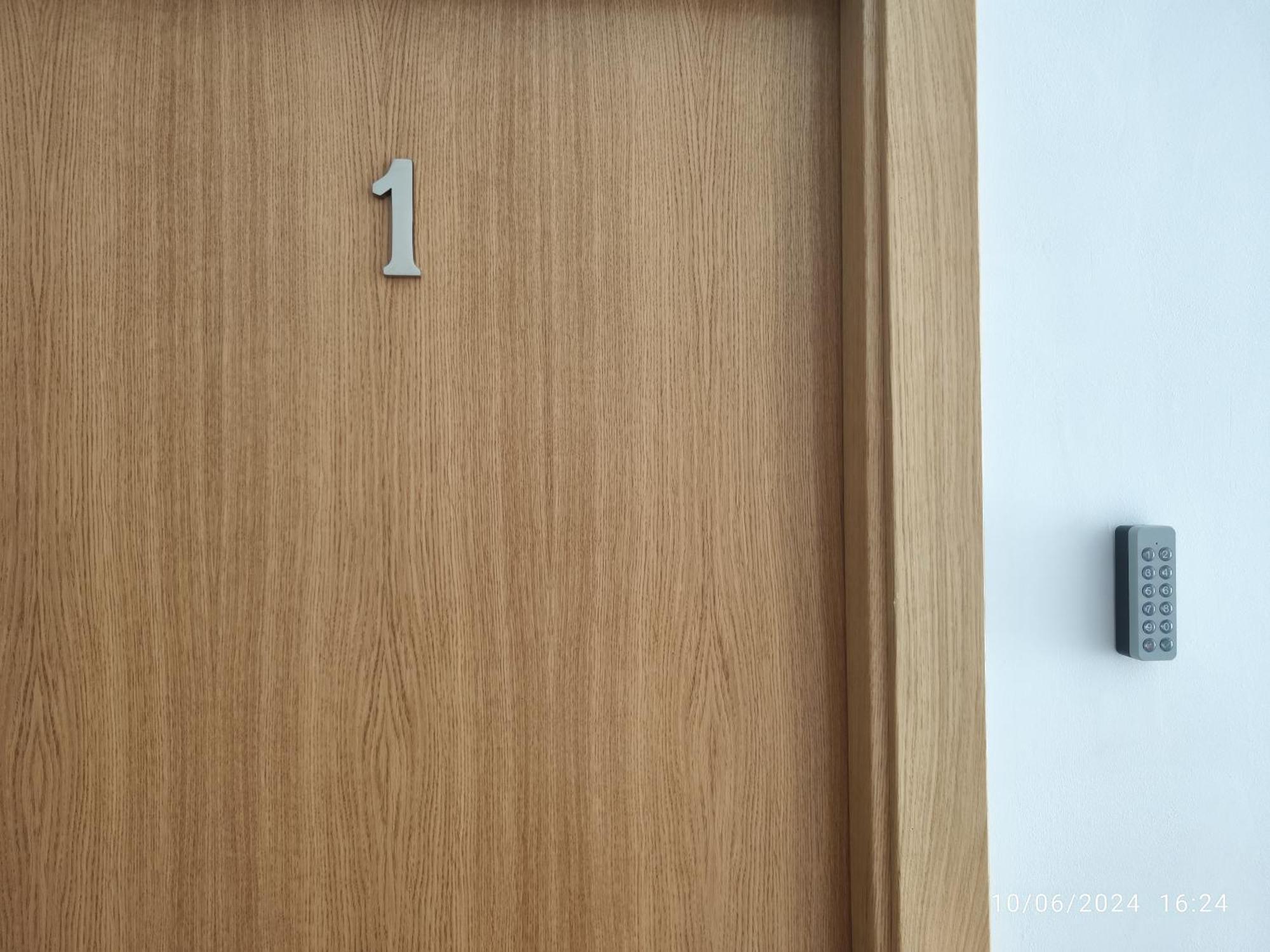 Luxury Playa Victoria Apartament